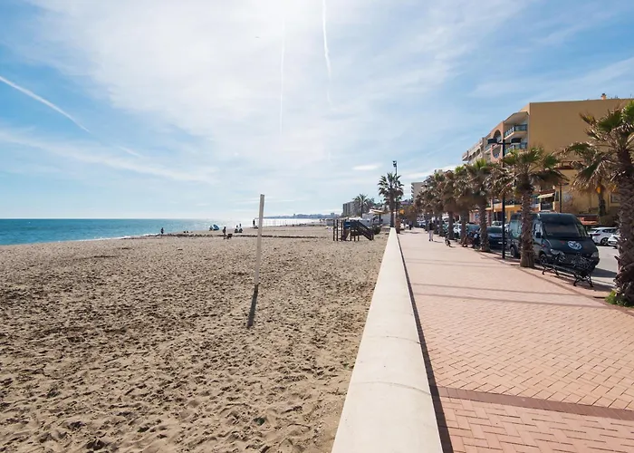 Madeinterranean Beach- Higueron Front Line Apartamento