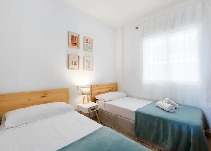 Apartamento Madeinterranean Beach- Higueron Front Line