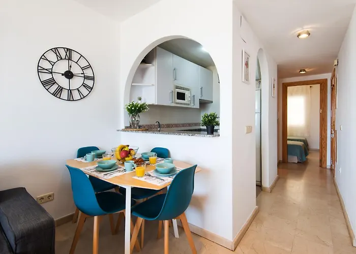 Madeinterranean Beach- Higueron Front Line Apartamento *