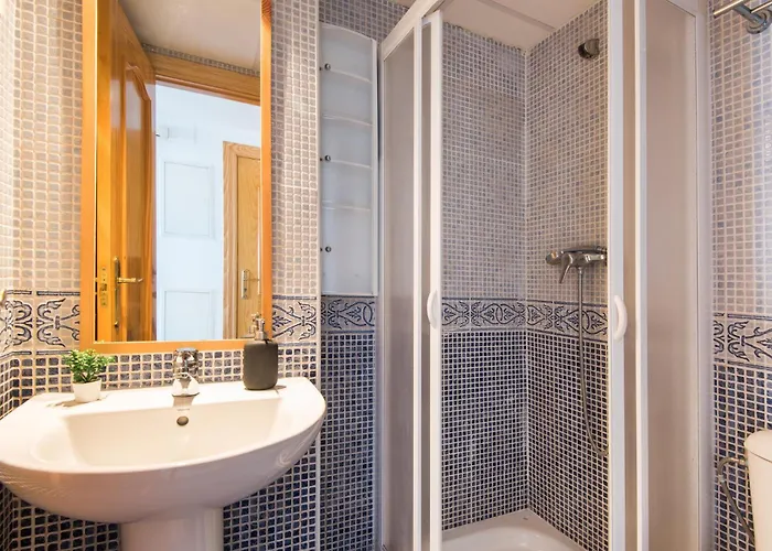 Apartamento Madeinterranean Beach- Higueron Front Line *