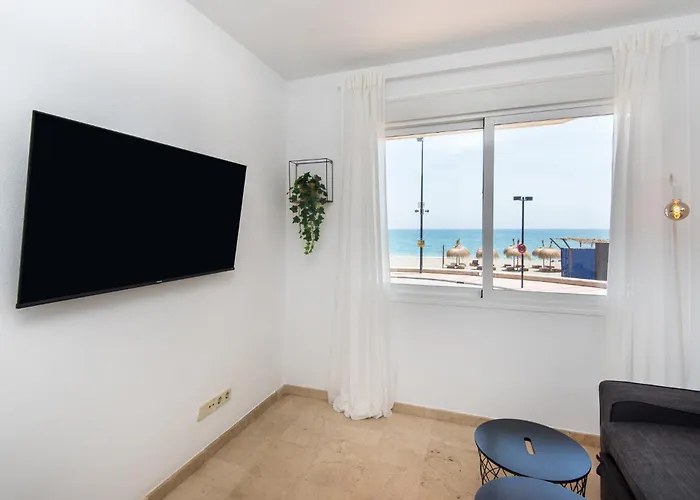 Madeinterranean Beach- Higueron Front Line Fuengirola
