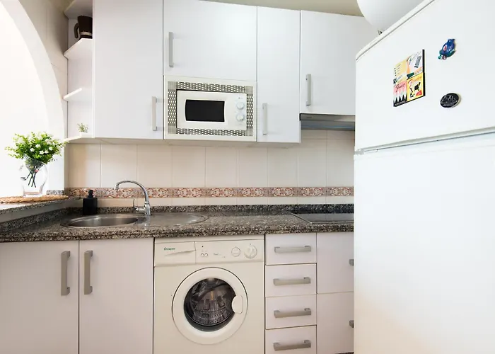 Apartamento Madeinterranean Beach- Higueron Front Line *