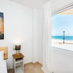 Madeinterranean Beach- Higueron Front Line Apartamento