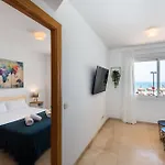 Madeinterranean Beach- Higueron Front Line Apartamento